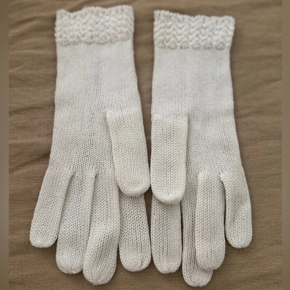 Vintage White Knit Gloves Cable Cuff XS/S